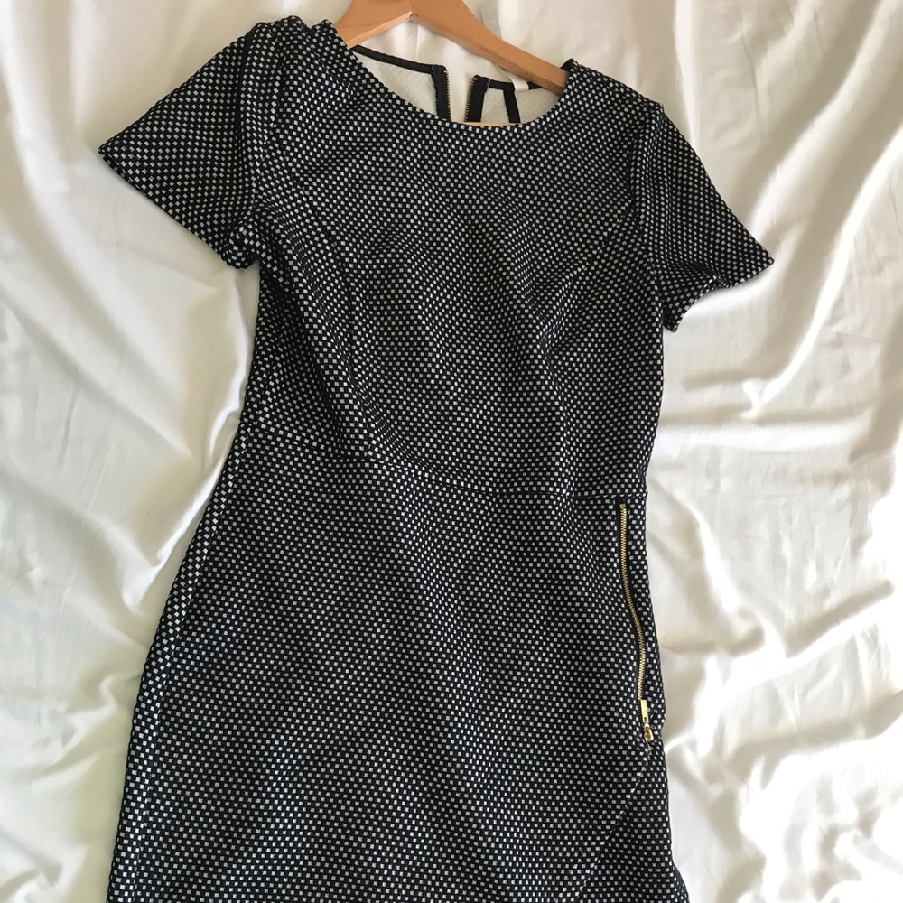 Black and gray short dress.